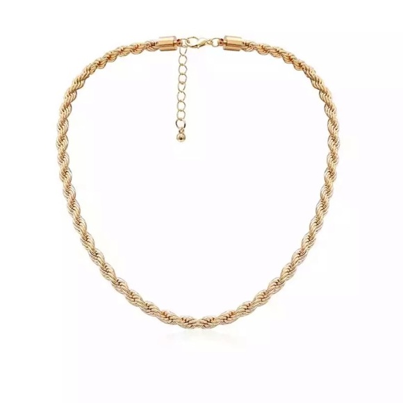 NEW 18k Gold PlatedCuban Twisted Choker Necklace - Picture 3 of 6